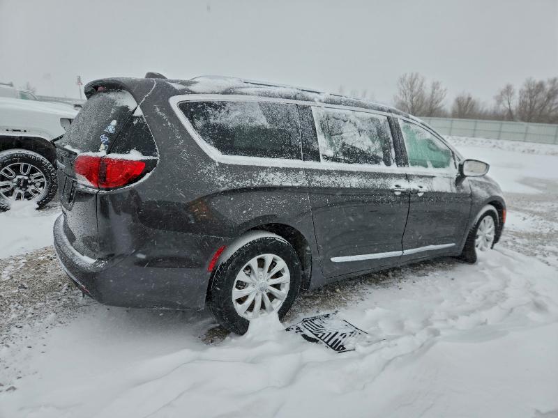 Фото 3 - CHRYSLER PACIFICA