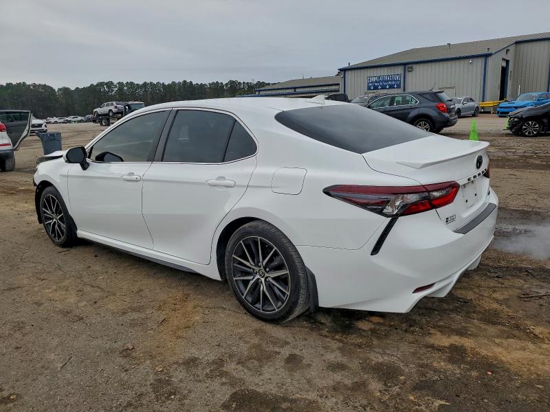 Фото 2 - TOYOTA CAMRY