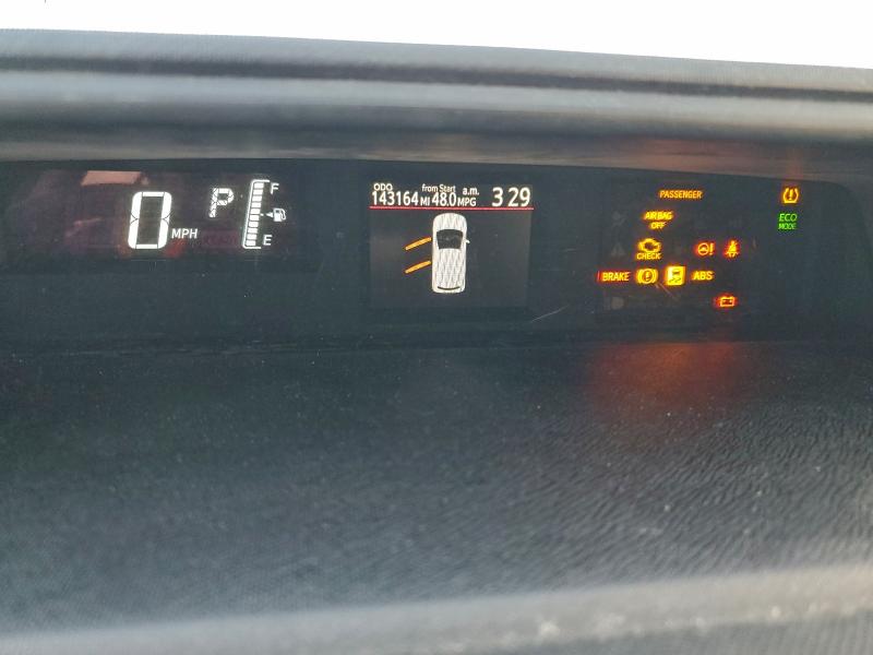 Фото 9 - TOYOTA PRIUS