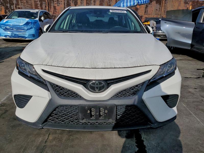 Фото 5 - TOYOTA CAMRY