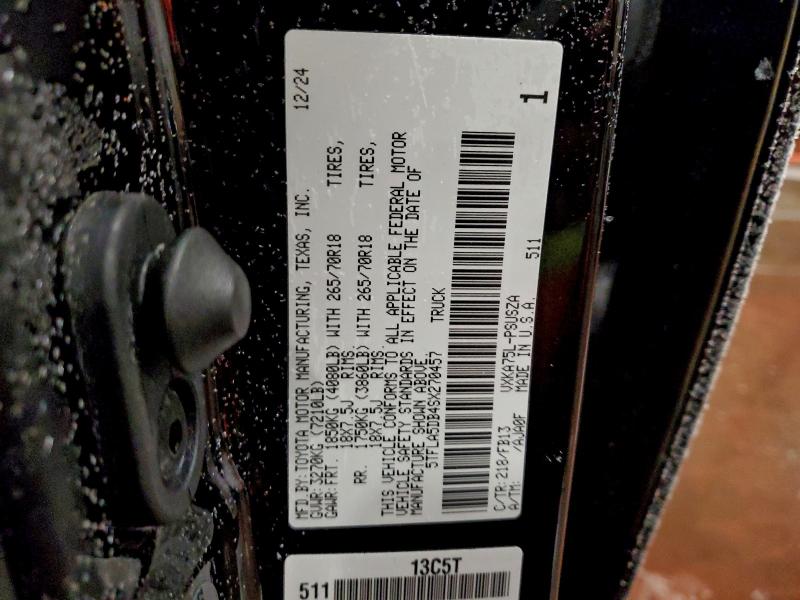 Фото 13 - TOYOTA TUNDRA