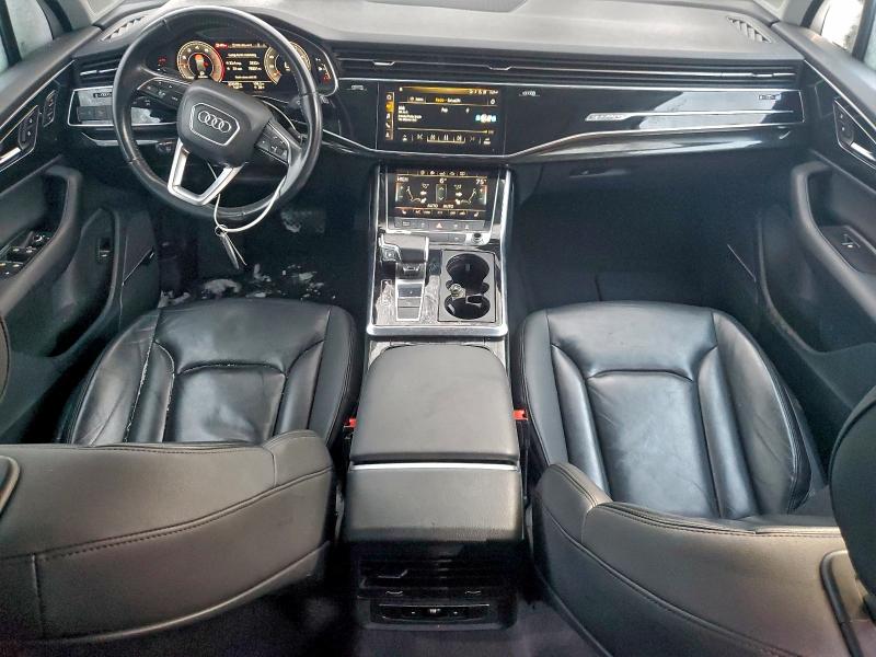 Фото 8 - AUDI Q7