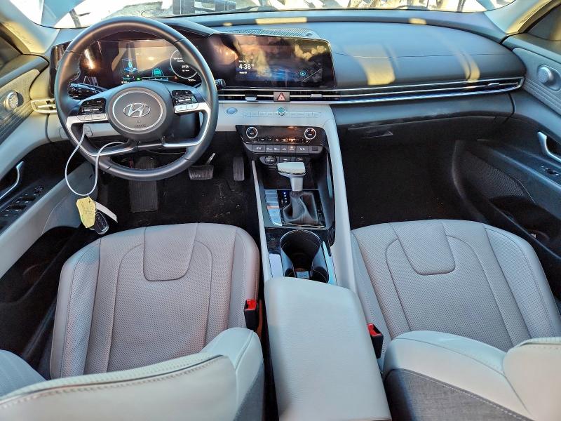 Фото 8 - HYUNDAI ELANTRA