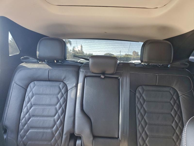 Фото 10 - FORD ESCAPE