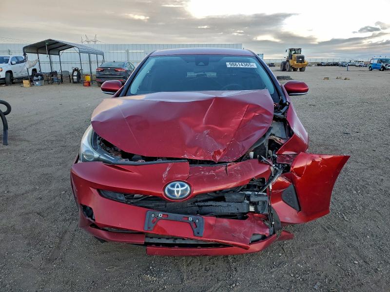 Фото 5 - TOYOTA PRIUS