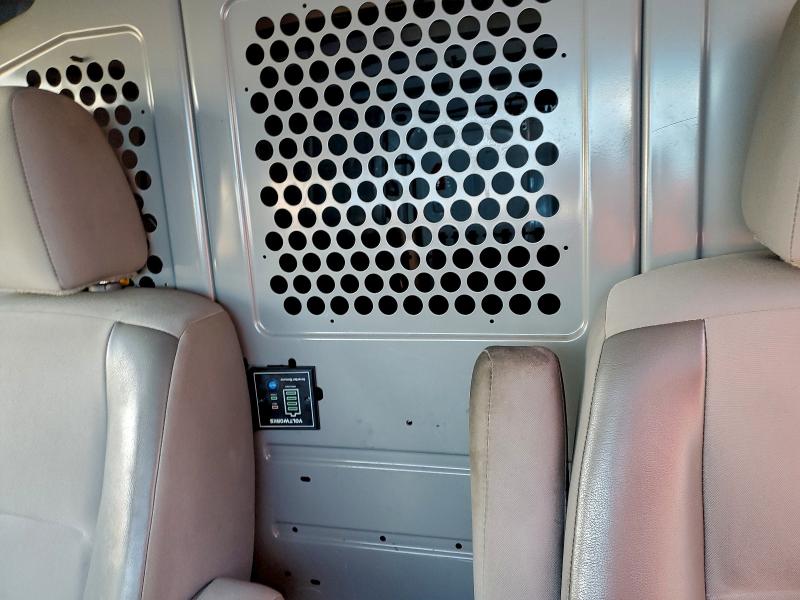 Фото 10 - NISSAN NV