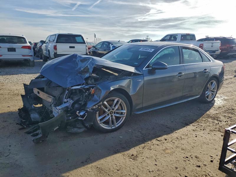 Фото 1 - AUDI A4