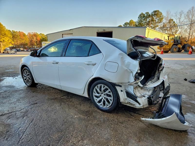 Фото 2 - TOYOTA COROLLA