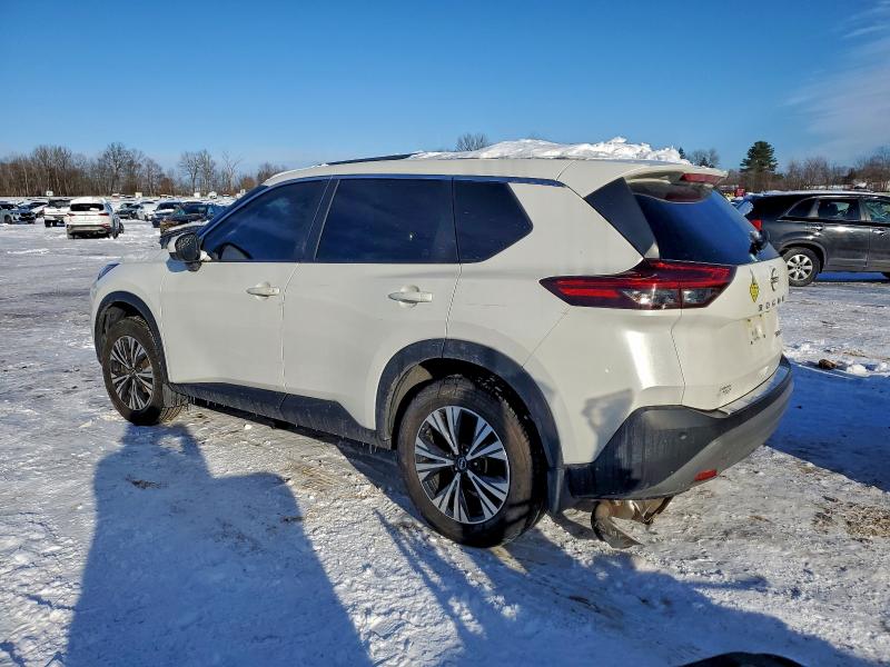 Фото 2 - NISSAN ROGUE