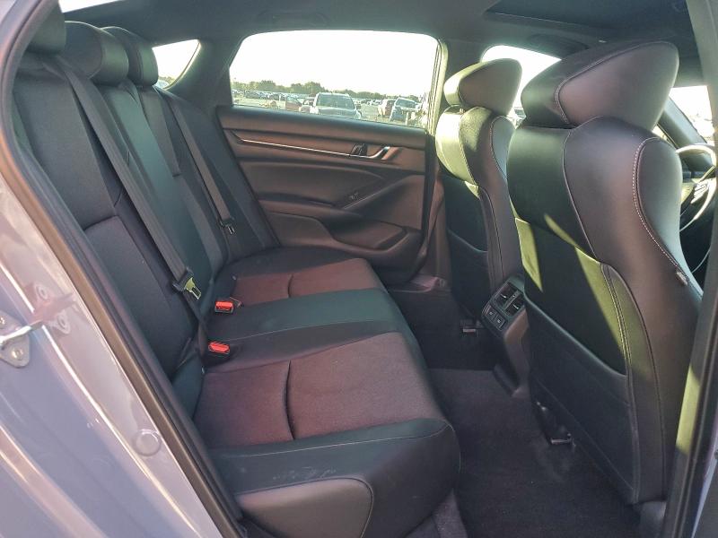 Фото 10 - HONDA ACCORD