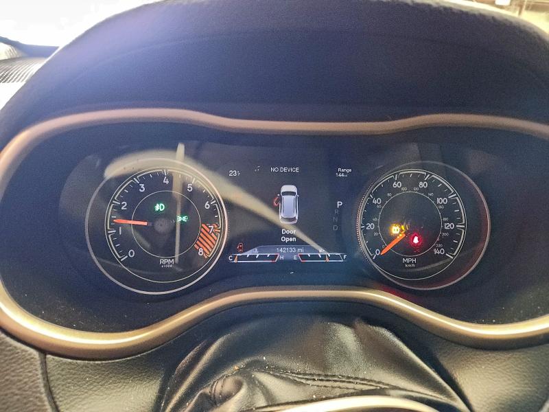 Фото 9 - JEEP GRAND CHER