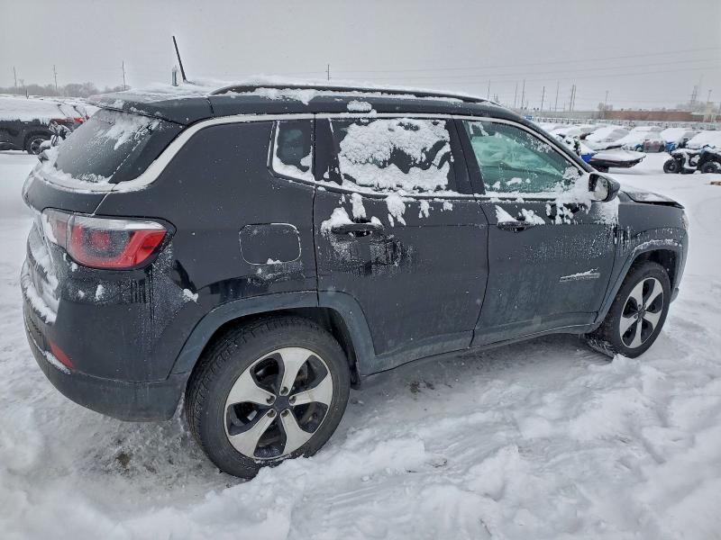 Фото 3 - JEEP COMPASS