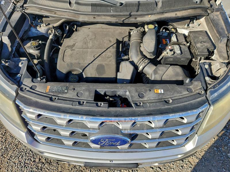 Фото 12 - FORD EXPLORER