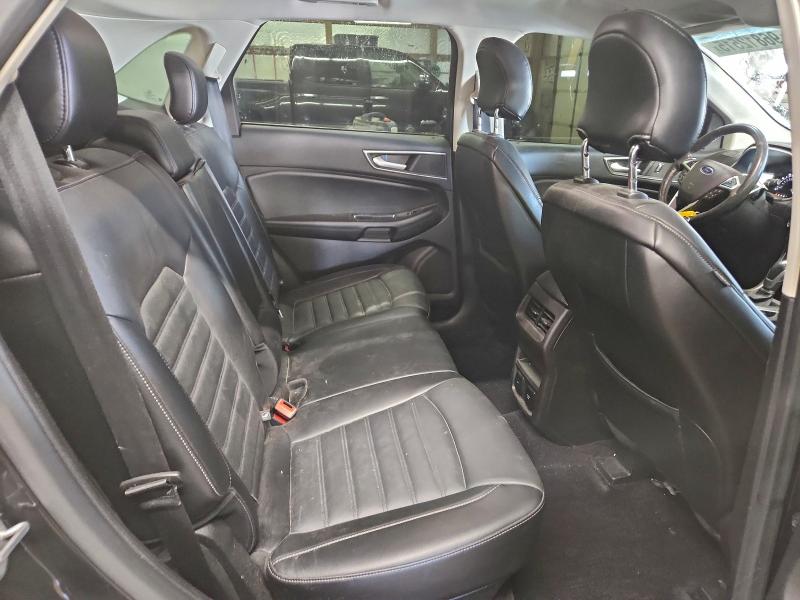 Фото 11 - FORD EDGE