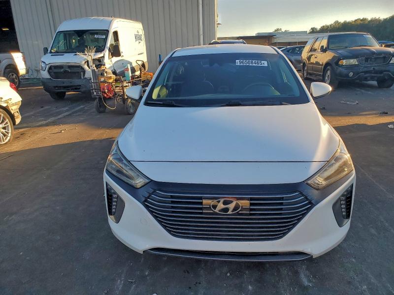 Фото 5 - HYUNDAI IONIQ