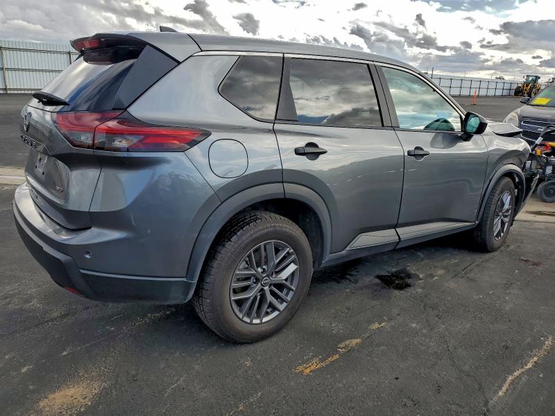 Фото 3 - NISSAN ROGUE