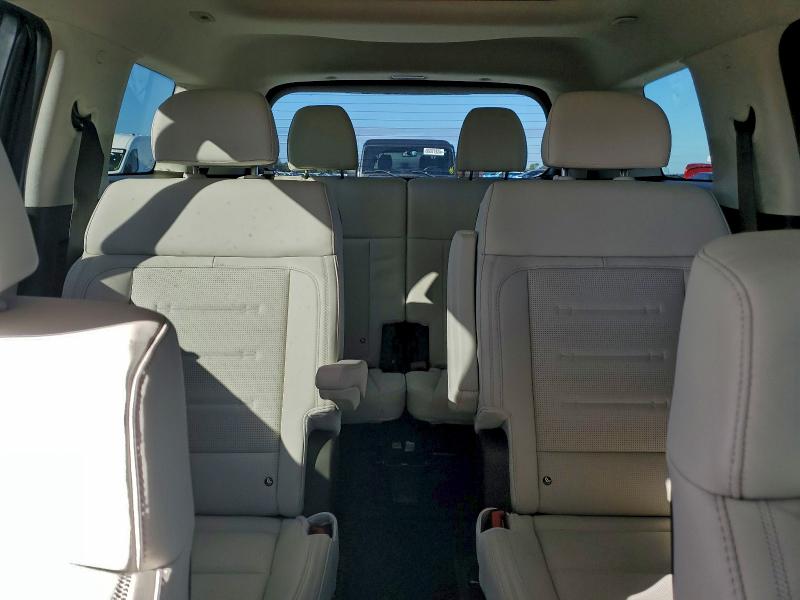 Фото 10 - HYUNDAI SANTA FE