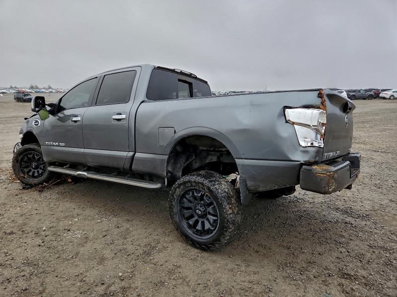 Фото 2 - NISSAN TITAN