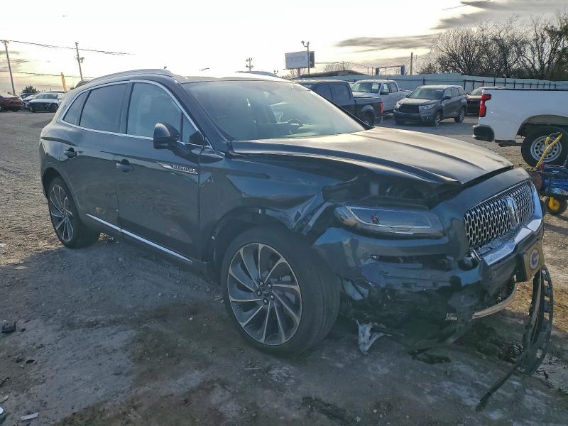 Фото 4 - LINCOLN NAUTILUS