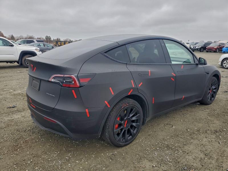 Фото 3 - TESLA MODEL Y