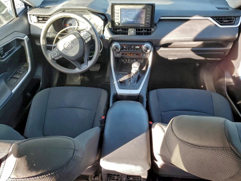 Фото 8 - TOYOTA RAV4