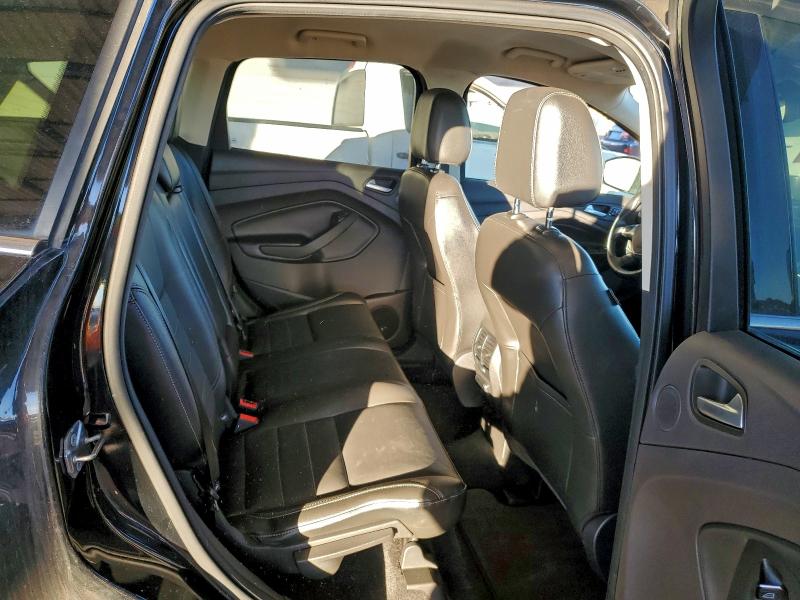 Фото 10 - FORD ESCAPE