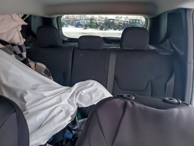 Фото 10 - JEEP RENEGADE