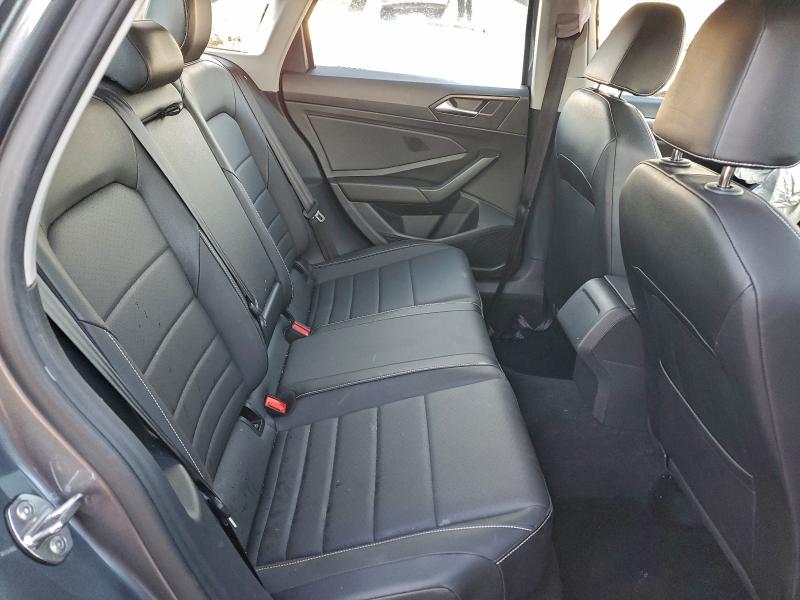 Фото 10 - VOLKSWAGEN JETTA