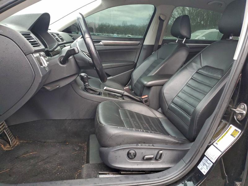 Фото 7 - VOLKSWAGEN PASSAT