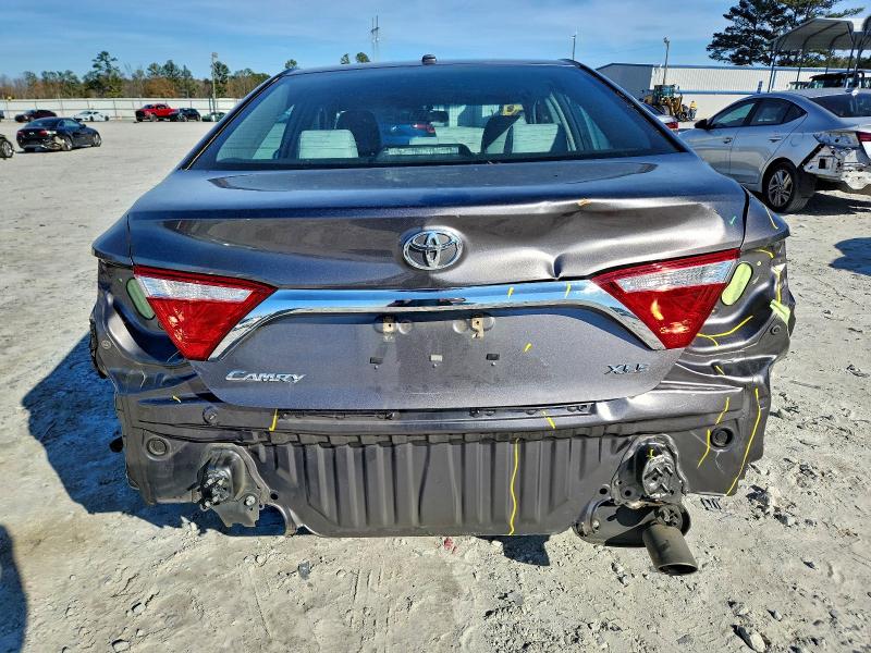 Фото 6 - TOYOTA CAMRY