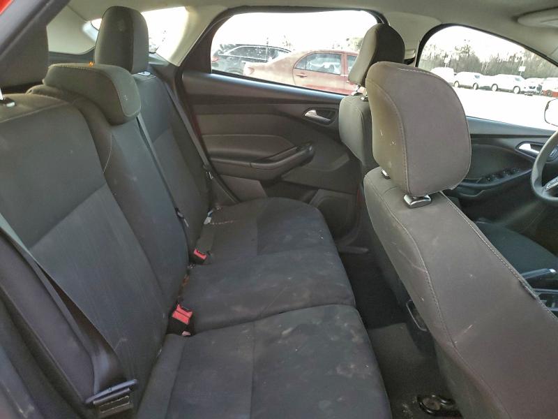 Фото 10 - FORD FOCUS