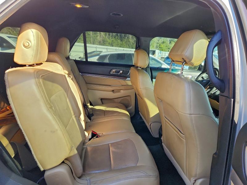 Фото 11 - FORD EXPLORER