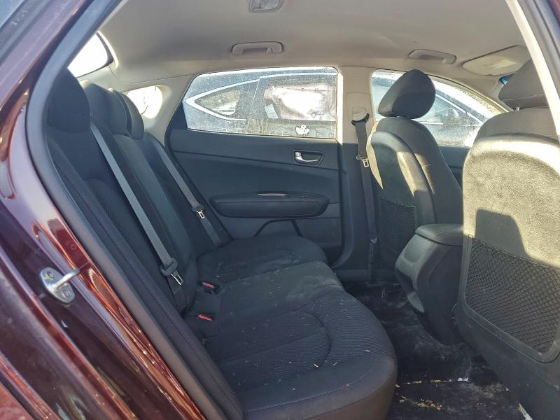 Фото 10 - KIA OPTIMA