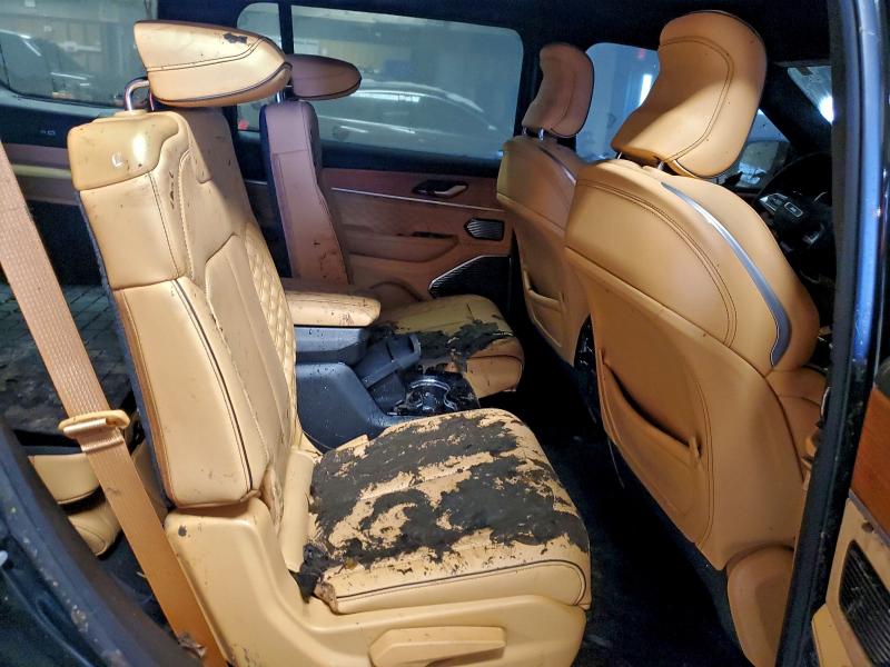 Фото 11 - JEEP GRAND CHER