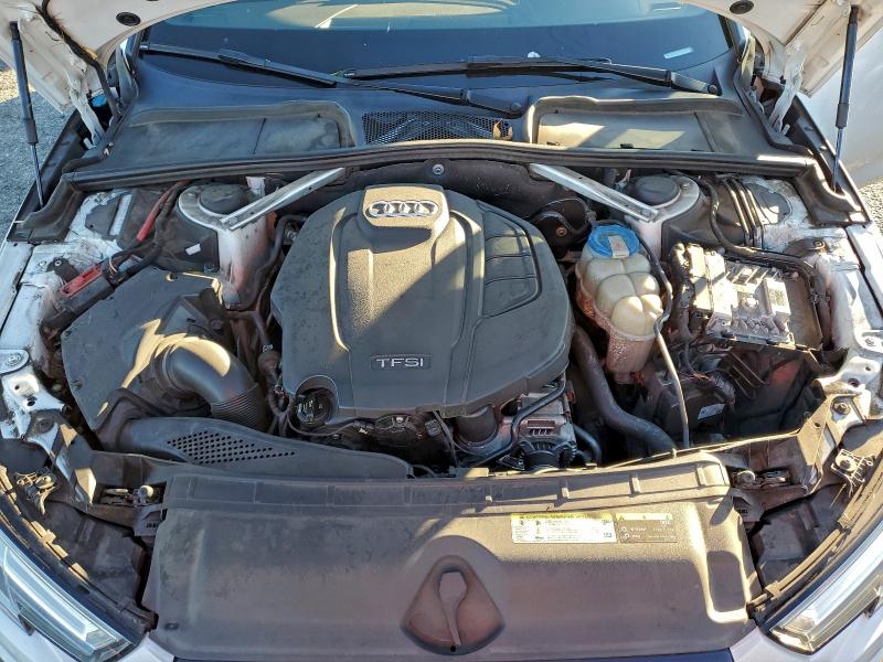 Фото 11 - AUDI A4