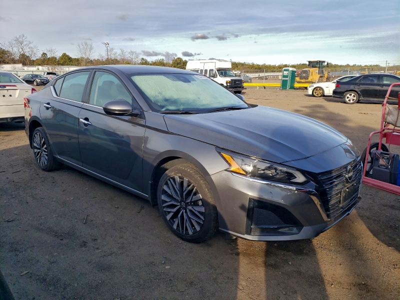 Фото 4 - NISSAN ALTIMA