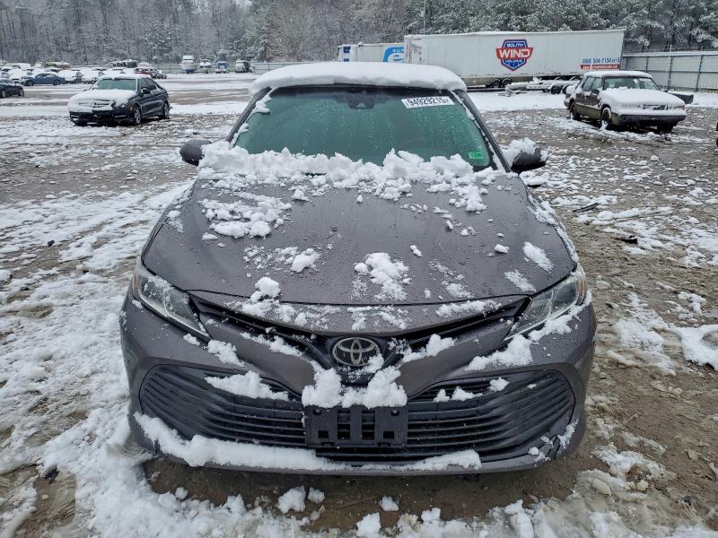 Фото 5 - TOYOTA CAMRY