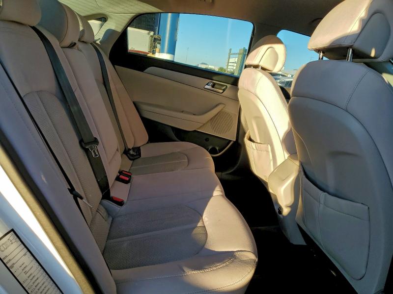 Фото 10 - HYUNDAI SONATA