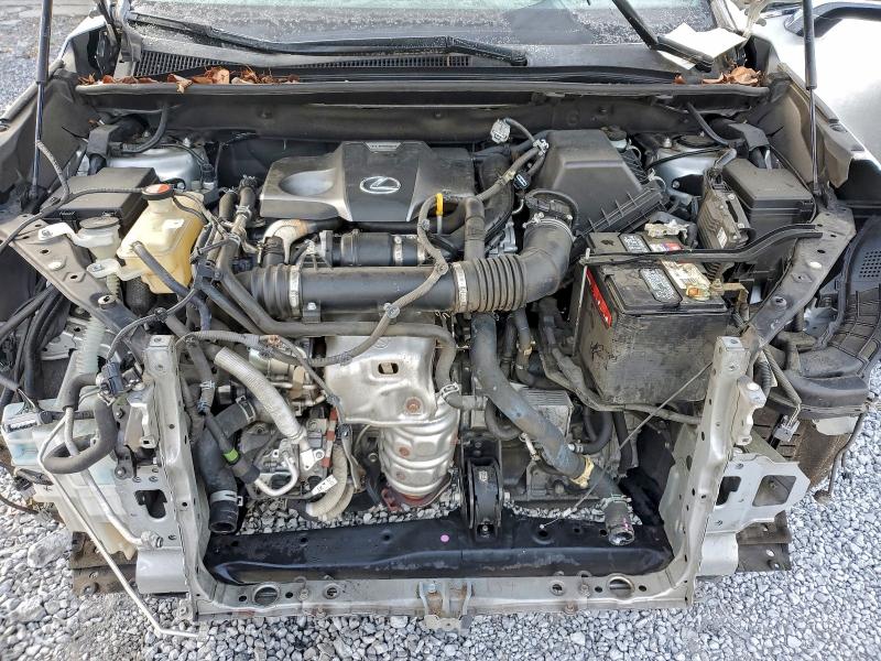 Фото 11 - LEXUS NX