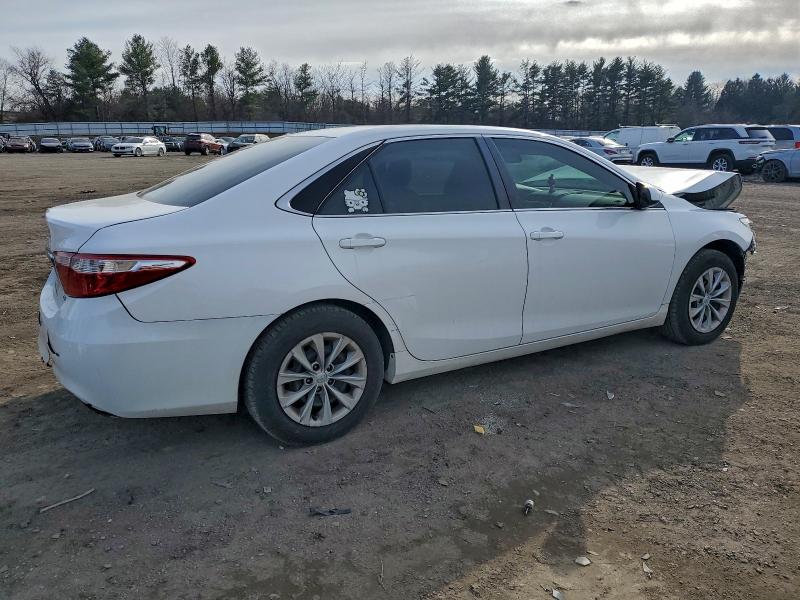 Фото 3 - TOYOTA CAMRY
