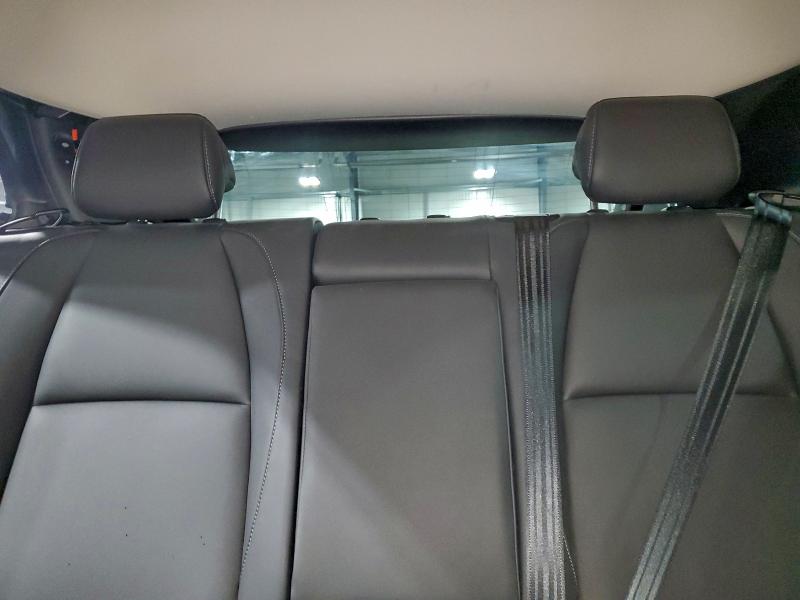 Фото 10 - MAZDA CX30