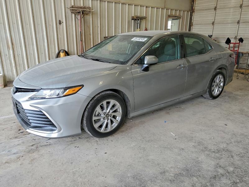 Фото 1 - TOYOTA CAMRY