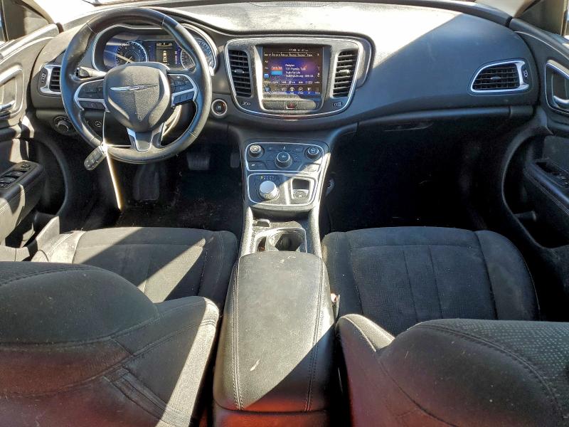 Фото 8 - CHRYSLER 200