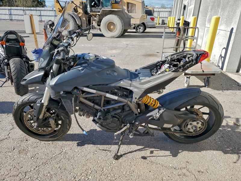 DUCATI HYPERMOTAR 2014