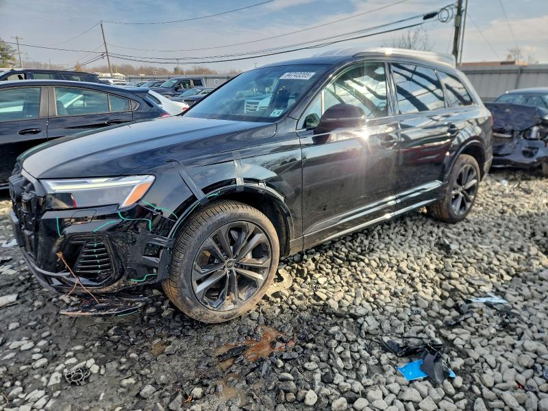 Фото 1 - AUDI Q7