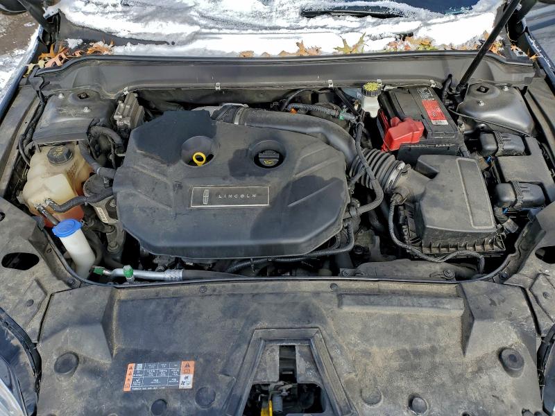 Фото 11 - LINCOLN MKZ