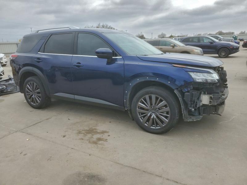 Фото 4 - NISSAN PATHFINDER