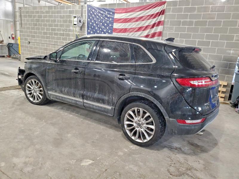 Фото 2 - LINCOLN MKZ