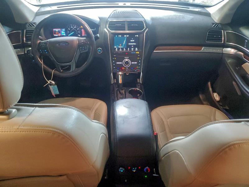 Фото 8 - FORD EXPLORER