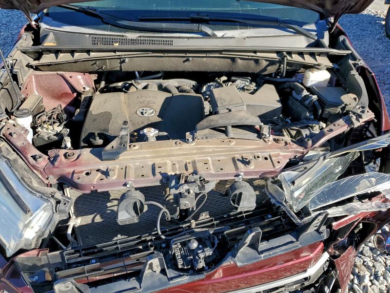 Фото 12 - TOYOTA HIGHLANDER